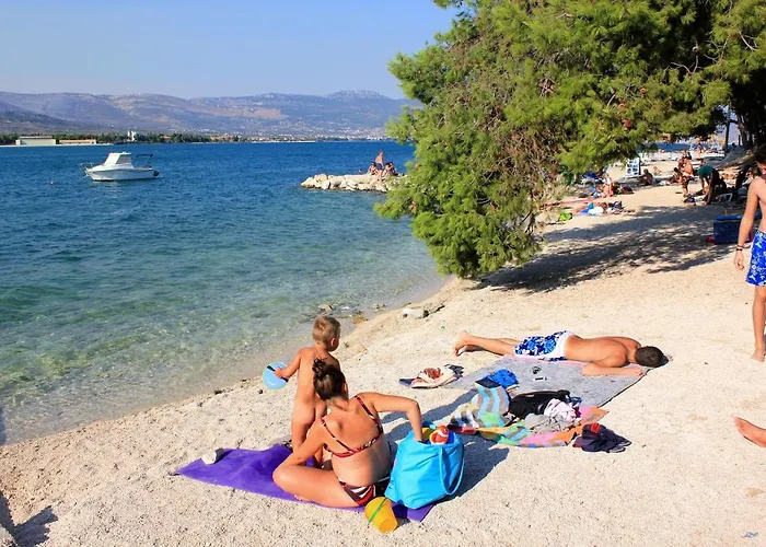 Appartement By The Sea Arbanija - Ciovo - 1085 Trogir