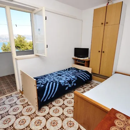 Apartamento By The Sea Arbanija, Ciovo - 1085 *